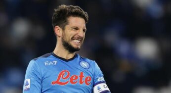 Rinnovo Mertens: i dubbi aumentano, arrivano messaggi in codice