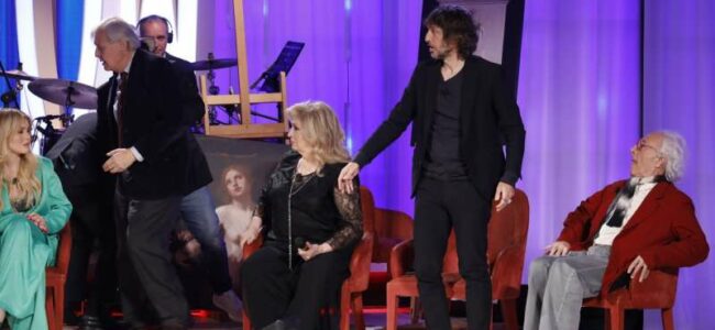 lite-tra-mughini-e-sgarbi-al-costanzo-show-1