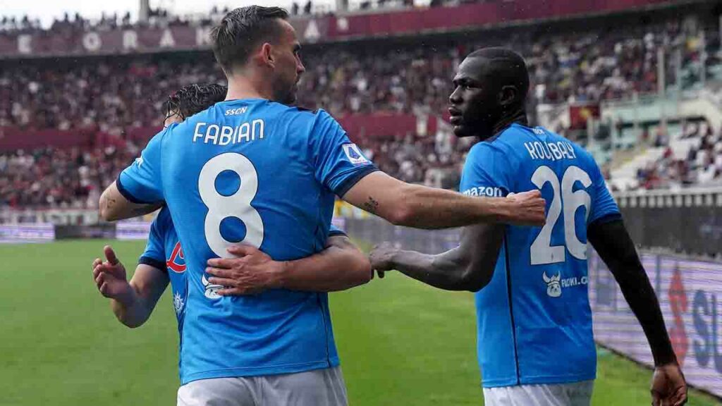 Napoli promosso: “Esorcizza la delusione scudetto, in trasferta è fenomenale”