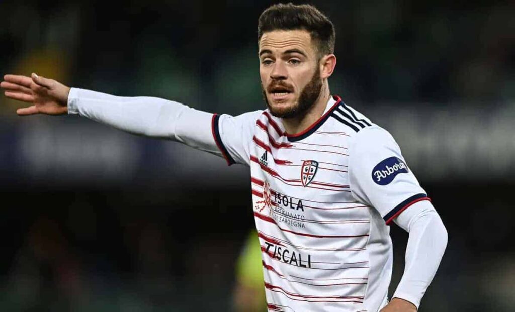 Nandez-Napoli, il Cagliari fissa il prezzo, contatti diretti tra i due club