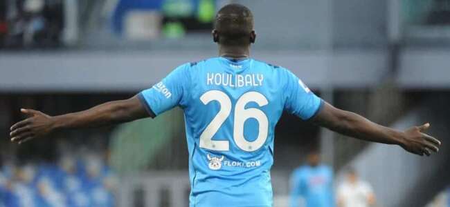 Barcellona assalto a Koulibaly. Laporta: "risaneremo i debiti"