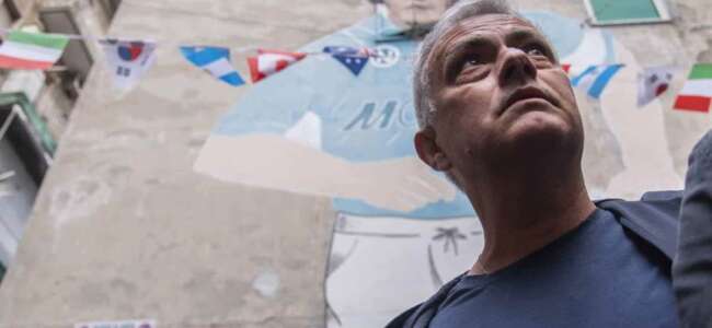 De Laurentiis furioso con Mourinho. Il tecnico è stato sgarbato con il Napoli