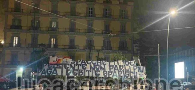 striscione-contro-de-laurentiis-napoli