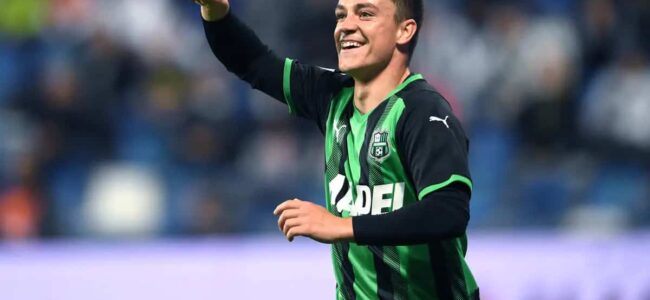 Raspadori-Napoli, la Juventus naviga dietro le quinte