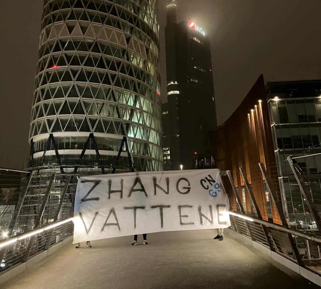 Inter, i tifosi: “Zhang vattene”, tra contestazioni e creditori infuriati