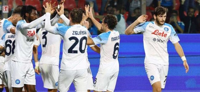 Napoli, 8 vittorie consecutive non hanno precedenti