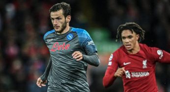 Kvaratskhelia sbeffeggia Alexander-Arnold: Adani lo esalta