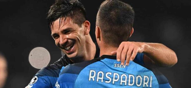 Gli Highlights e il video dei gol dell'amichevole  Napoli-Crystal Palace 3-1. Osimhen e Raspadori stendono gli uomini di Viera.