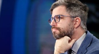 Feltri: “Plusvalenze Juve vi spiego lo scandalo del calcio. Così faceva affari con l’Atalanta” – VIDEO