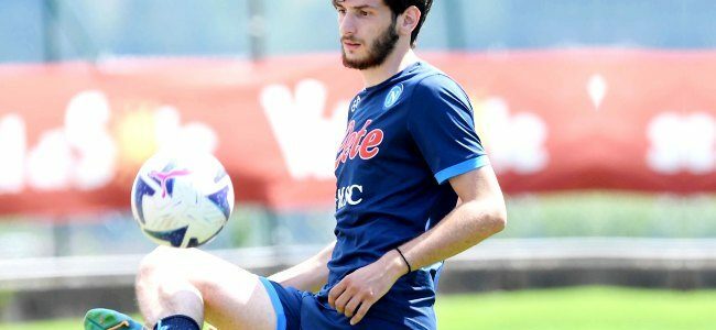 kvaratskhelia_napoli_allenamento