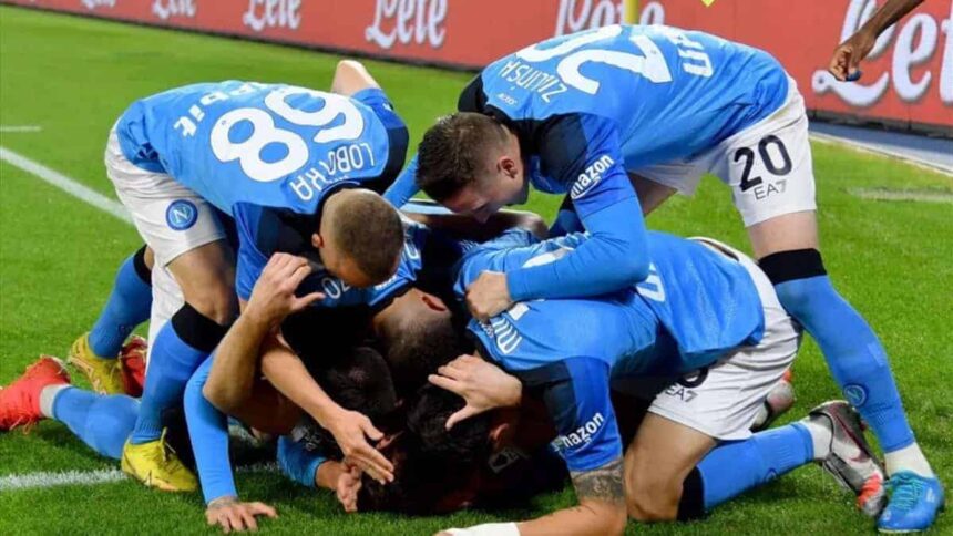 Napoli, lezione di calcio alla Juve, Allegri umiliato da Spalletti. Il VIDEO DEI GOL