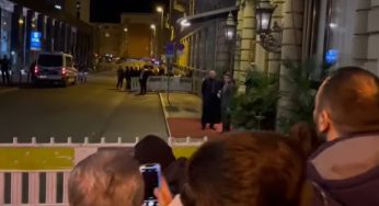 Paura a Francoforte: “Schiaffi e calci a tifosi del Napoli in un pub”. La testimonianza