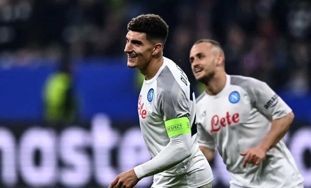 Di Lorenzo premiato per il gol più bello della settimana in Champions – FOTO