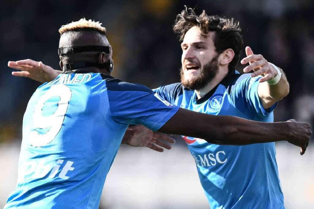 Il Napoli vuole tenere Kvaratskhelia e Osimhen