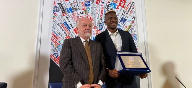 osimhen stampa estera