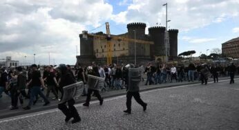 Napoli arrivano gli hoolingans: niente cinture agli inglesi!
