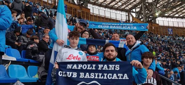 tifosi napoli milan champions league