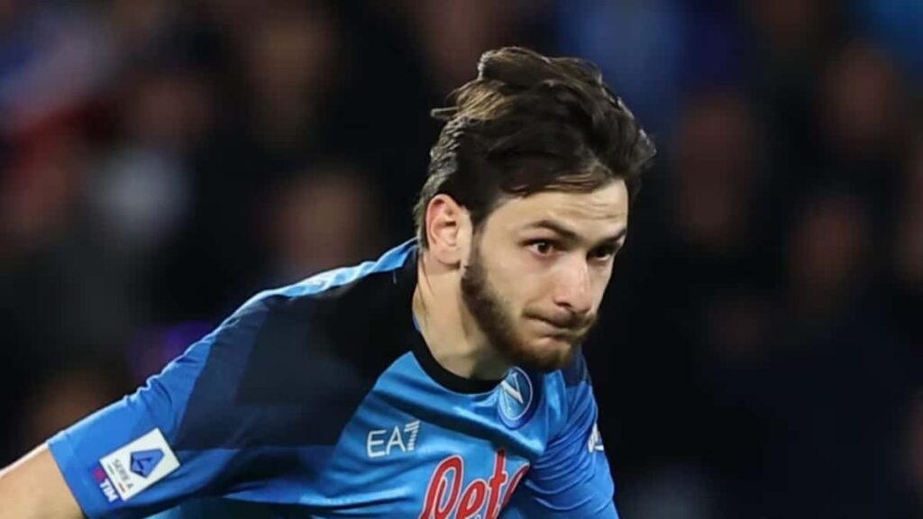 Aguero non sa pronunciare Kvaratskhelia, il 77 del Napoli diventa Karabelbalaralalela -VIDEO