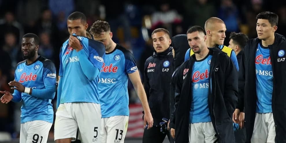 Il Milan ha vinto contro il Napoli, sfruttando alcune falle negli schemi del tecnico Spalletti.