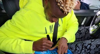 “Sono pronto per domani” Osimhen carica i tifosi del Napoli prima del Milan -VIDEO