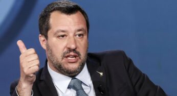 Salvini tira le orecchie ai tifosi del Napoli: “No, non si fa”