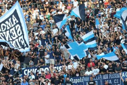 Napoli arriva la marea azzurra: Ecco cosa stanno facendo i tifosi