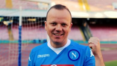 Gigi DAlessio con la maglia del Napoli