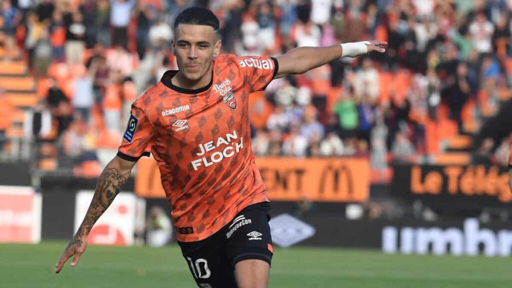 Enzo La Fée: Il Nouveau Magicien del Calcio Francese che Stregato il Napoli