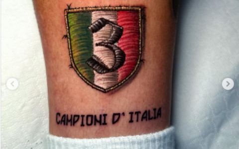 Di Lorenzo celebra lo Scudetto del Napoli con un tatuaggio - FOTO
