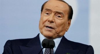 Berlusconi si considerava ‘un napoletano nato a Milano’, l’ultimo messaggio prima di morire: “Forza Napoli”