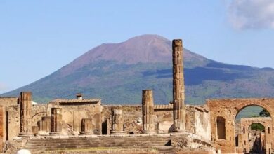 Ferragosto a Napoli: Un Viaggio Tra Storia e Tradizioni