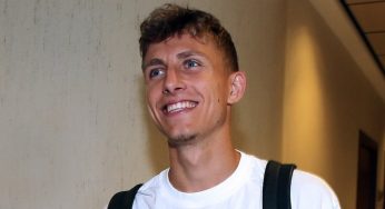 (FOTO) Lindstrom in giro per Napoli: beccato in una famosa pizzeria
