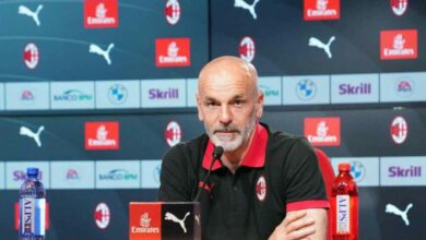 Milan, Pioli punge il Napoli: "Nessuno come la Roma in difesa e in attacco"