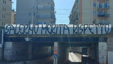 Salernitana-Napoli, granata ultimi e ultras sul piede di guerra: «Salerno merita rispetto»