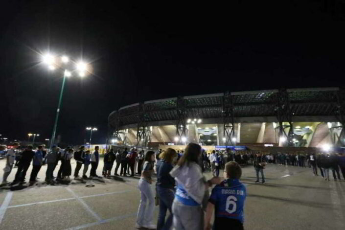 Napoli-Milan, giallo al Maradona: trovato cadavere nel sottopasso