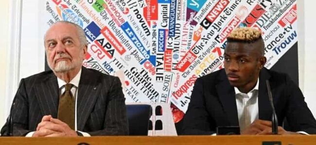 Infortunio Osimhen, De Laurentiis furioso: "Assurdo perdere il bomber per 3 mesi"