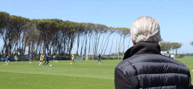 SportMediaset: Napoli, De Laurentiis pensa già al dopo Mazzarri. 4 nomi in pole
