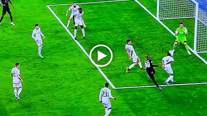 VIDEO - Anguissa Porta il Napoli al 2-2 con un Gol Memorabile