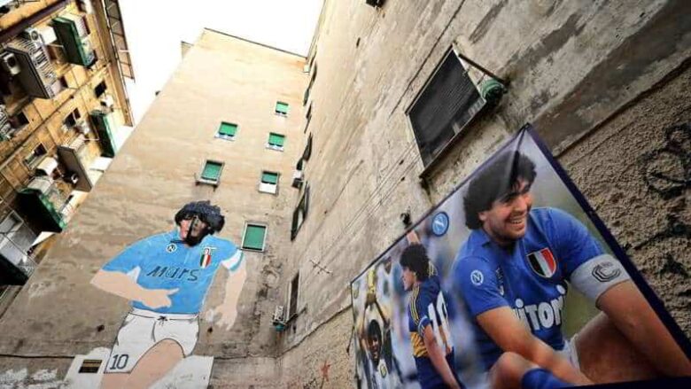 Napoli, maglia speciale per ricordare Maradona