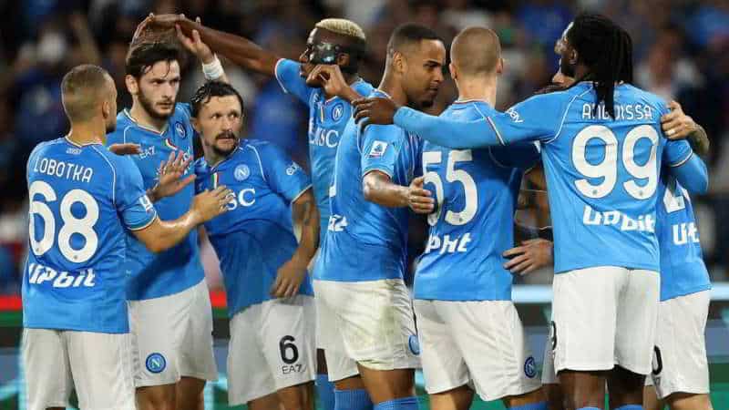 Mazzarri non cambia: Napoli con il 4-3-3 contro l'Atalanta: ballottaggio Raspadori-Simeone