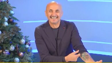 (VIDEO) Spalletti mostra il tatuaggio sul Napoli in diretta TV: "Non tutte le cicatrici sono brutte"