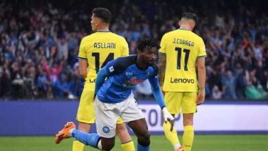 Napoli-Inter, la "gufata" di Parisio agli azzurri