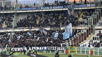 Torino-Napoli, disastro azzurro. Tifosi furiosi: cori e fumogeni contro la squadra