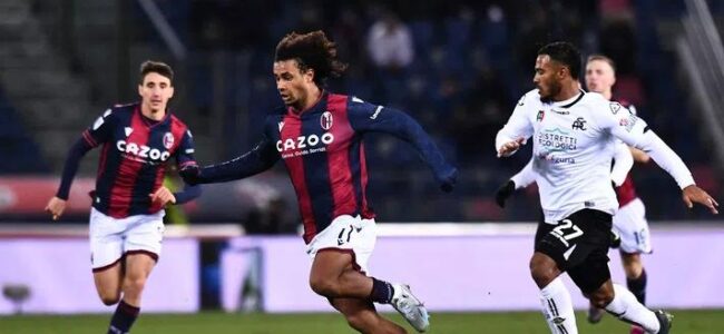 Addio Osimhen, il Napoli punta su Zirkzee: ADL non teme la concorrenza per il bomber del Bologna