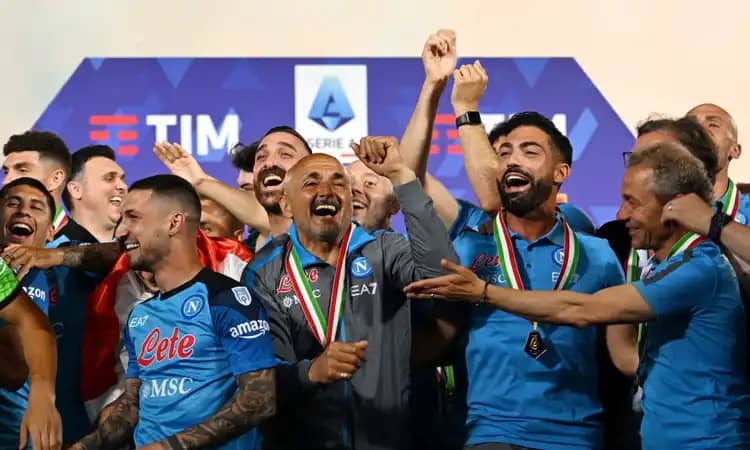 Sorpresa IFFHS: "La Serie A, grazie al Napoli è il miglior campionato del mondo nel 2023"