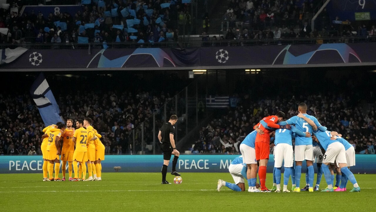 Napoli Barcellona: Osservatori Chelsea al Maradona per due calciatori