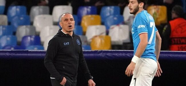 Proteste Kvaratskhelia per il cambio: possibile multa in arrivo e panchina a Cagliari