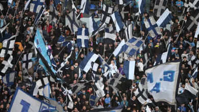 Monza-Napoli, proteste dei tifosi azzurri contro De Laurentiis