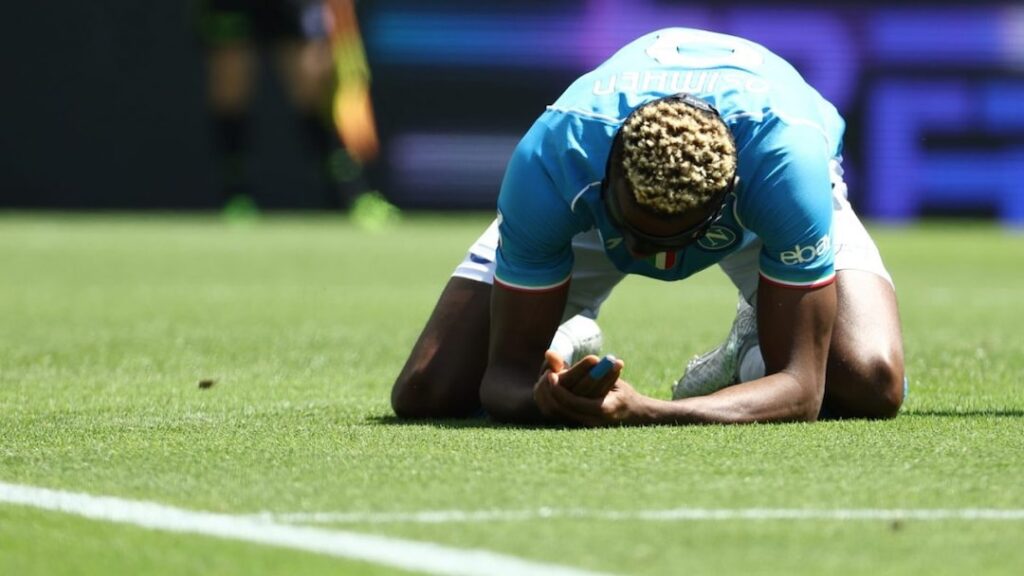 Napoli-Frosinone 2-2  ennesimo suicidio degli azzurri