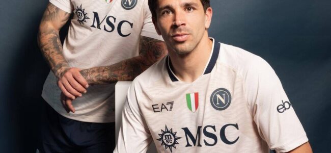 nuova-maglia-napoli-2024-simeone_napolipiucom_(1)